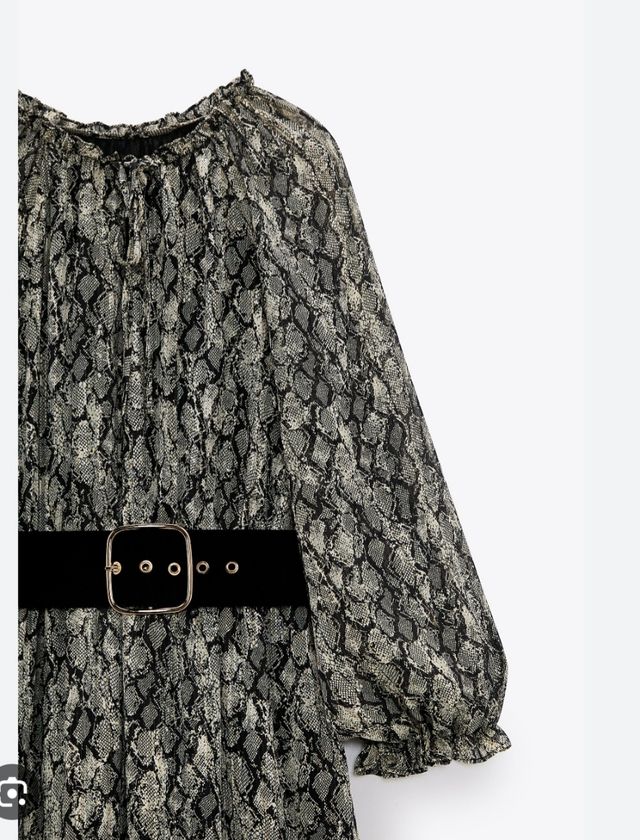 Vestido Zara estampado serpiente con cinturón