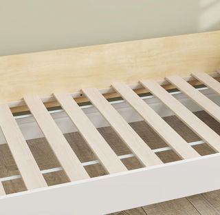 Cama infantil de madera