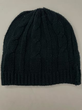 Gorro de lana trenzado negro