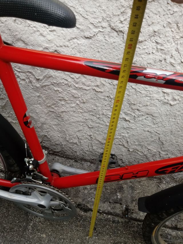 Bicicleta de Montaña Roja BH "Flash"