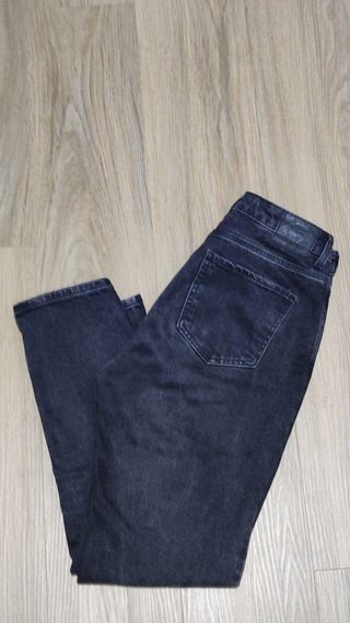 Pantalones vaqueros de ZARA color negro talla 36