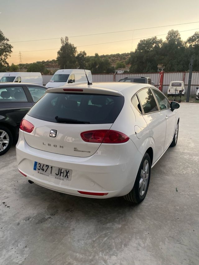 SEAT Leon año 2011 1.6tdi (105cv)