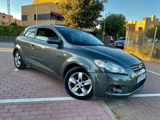 KIA Ceed 2011