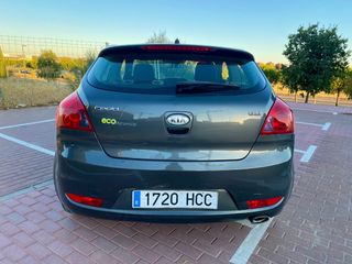 KIA Ceed 2011