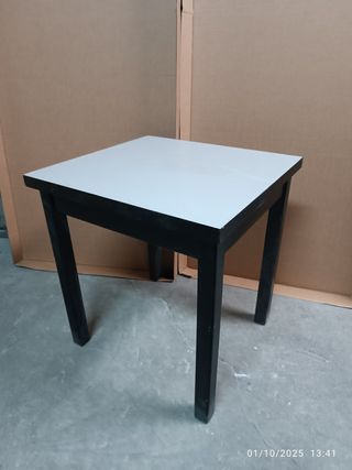 Mesa auxiliar madera negra formica