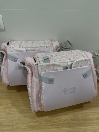 Bolso convertible en trona de Jané