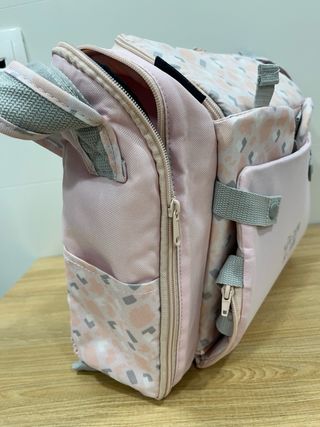 Bolso convertible en trona de Jané