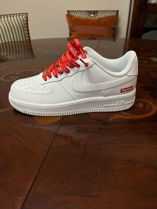 Nike Air Force 1 x Supreme