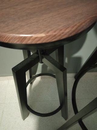 Mesa redonda alta madera y metal