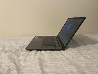 Lenovo IdeaPad Slim 3 (2022) i5 11ª Gen 8GB RAM