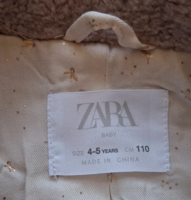 Abrigo Zara 4-5 años