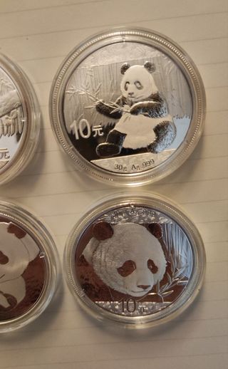 Pack de 4 Monedas Panda plata