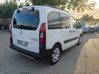 Peugeot Partner 2015 Un solo propietario 96.000 km