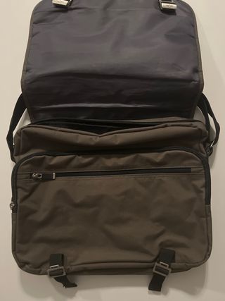 Maletín Dockers Marrón verdoso