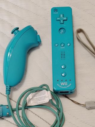 Pack de 2

 Mandos Wii Azules con Motion Plus
