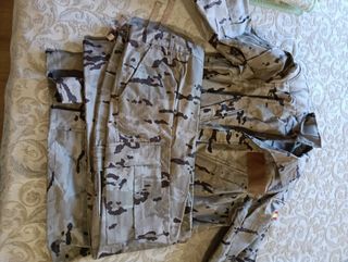 Traje militar árido a estrenar. 