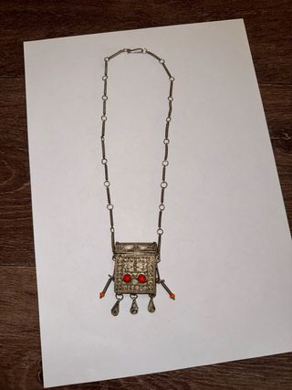 Collana '800 metallo e corallo