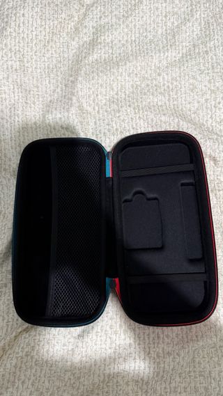 Custodia OLED e pellicola protettiva per Nintendo Switch