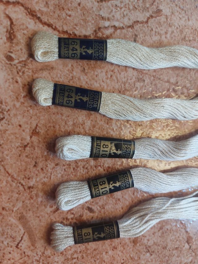 5 Madejas de Hilo para Bordar ancora