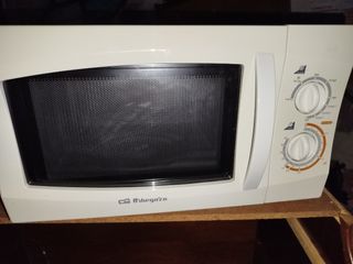 Horno 
Microondas blanco interior