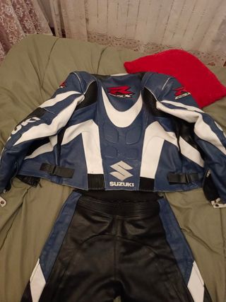 Mono Suzuki GSXR Cuero y Kevlar Azul y Negro