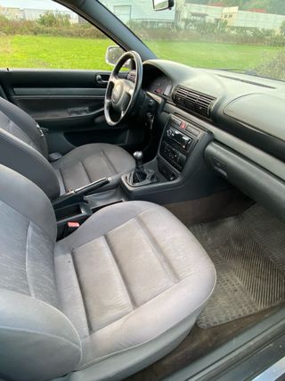 Audi A4 1.9 115 caballos año 2000