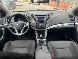 Hyundai i40 2011