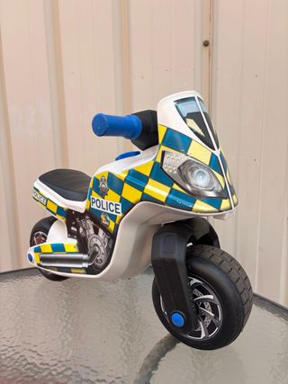 Correpasillos Policía