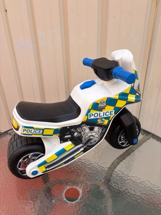 Correpasillos Policía
