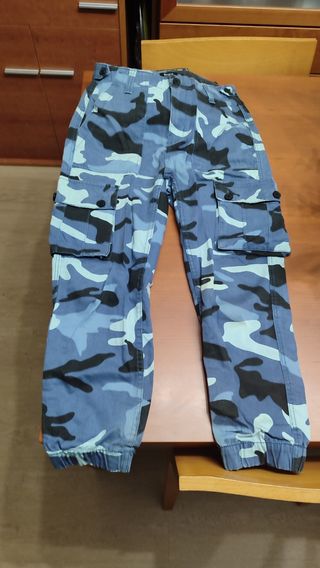Pantalón cargo camuflaje unisex talla 36
