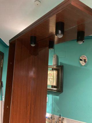 Mueble recibidor madera y cristal