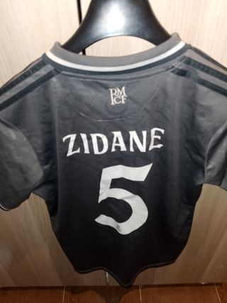 Camisetas de fútbol, usadas pero de buena calidad,