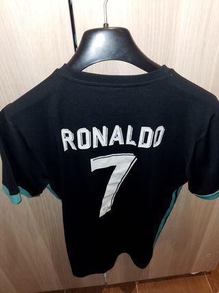 Camisetas de fútbol, usadas pero de buena calidad,