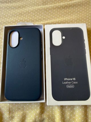 Funda iPhone 16 de Piel MagSafe