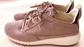 Lote 2 pares botines y deportivas 
