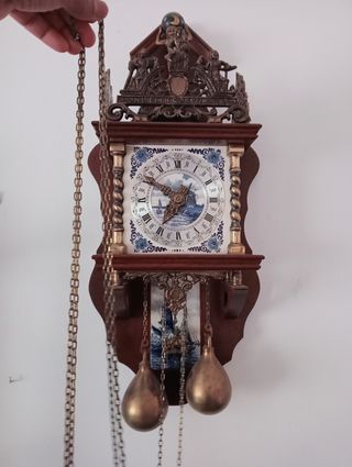 Reloj antiguo de pared