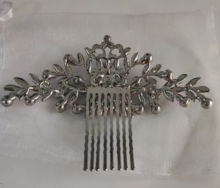 Tocado Novia Pedrería Plata.