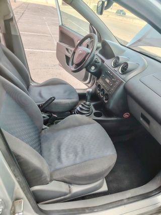 Ford Fiesta 2002