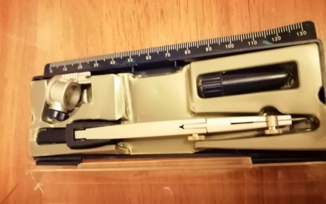 Dos compases en caja