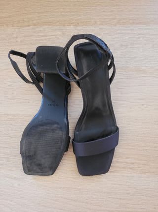 Sandalias Lefties tacón tiras negras
