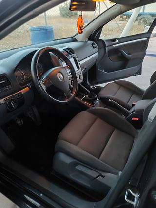 Volkswagen Golf 2006