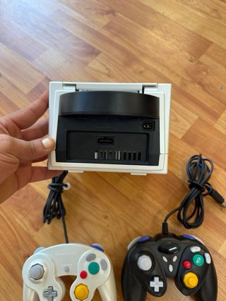 Nintendo GameCube + 2 mandos