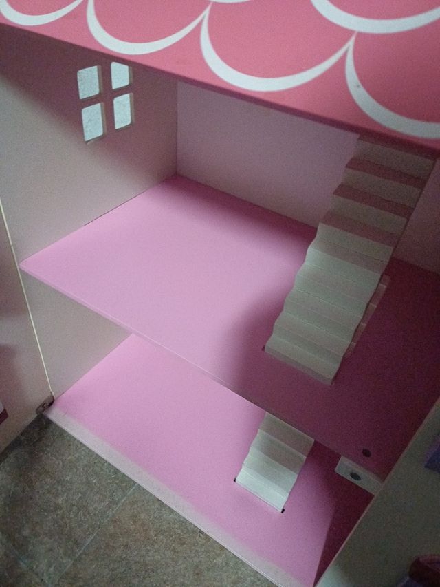 Casa de muñecas de madera Miyo