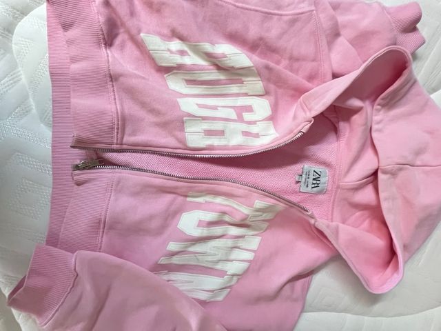 Sudadera niña Zara rosa con capucha
talla 9-10