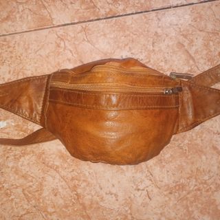 Riñonera platano yena