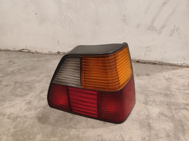 Piloto trasero Golf MK2 