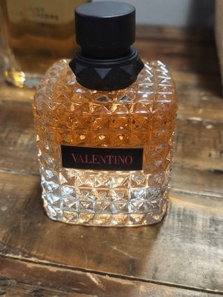 Valentino Born in Roma Coral