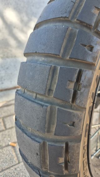 Juego de Pirelli Scorpion 90/90 r21 y 150/70 r18 