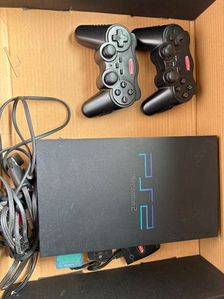 Consola PS2 Negra + 2 Mandos