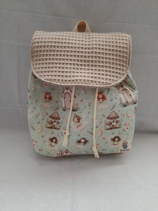 Mochila hecha a mano con estampado de hadas